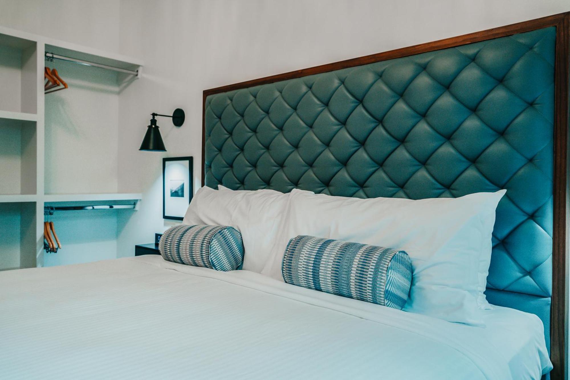 Colton House Hotel Остин Экстерьер фото
