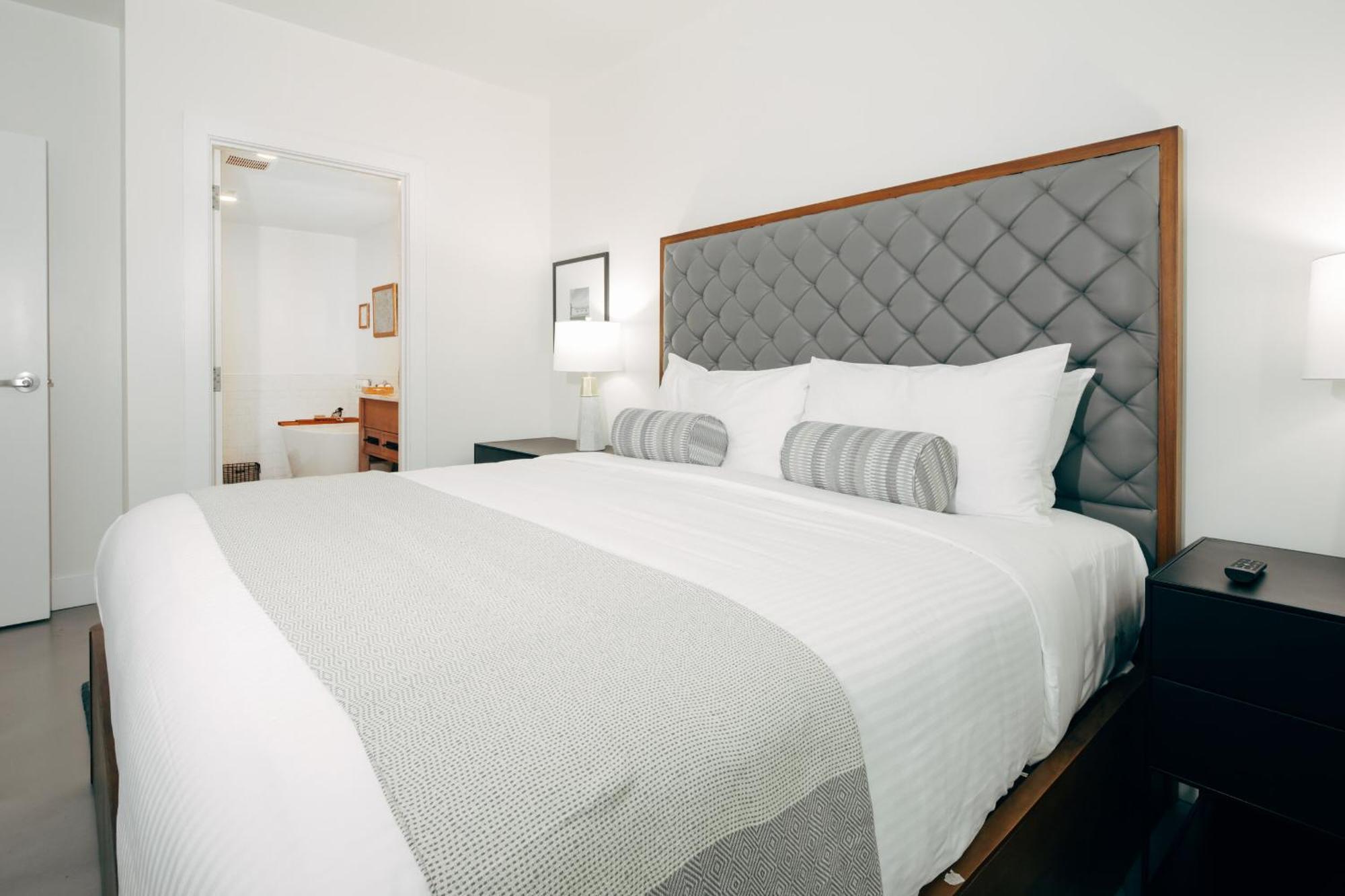 Colton House Hotel Остин Экстерьер фото
